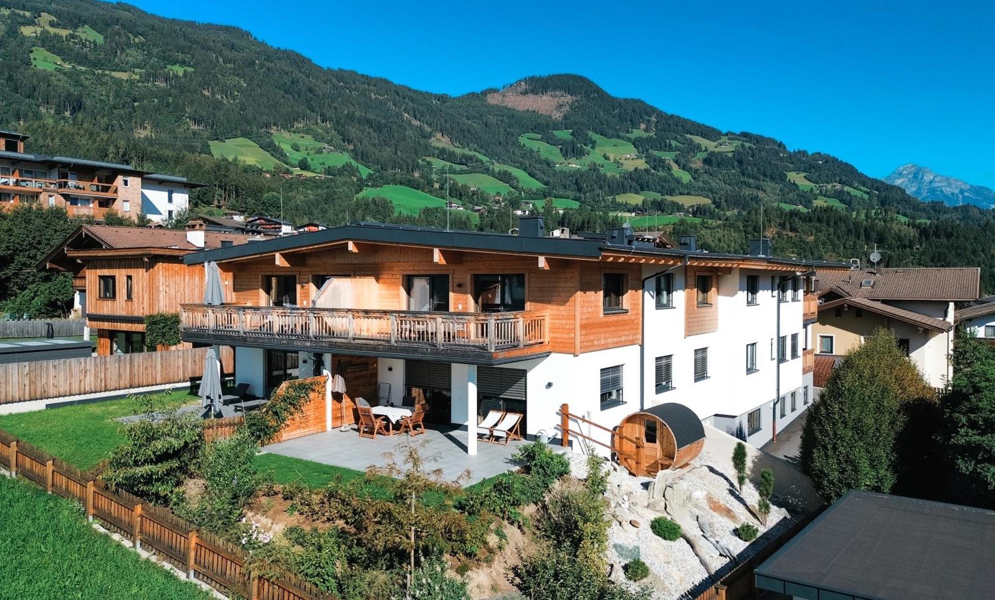 Zillerheart - Balcony Und Car Park By Alpenluxus Appartements 菲根 外观 照片